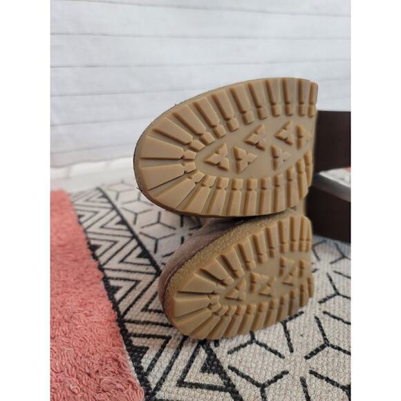 Frye Jen Shearling Ankle Booties in Taupe, sz 9 - Picture 13 of 16